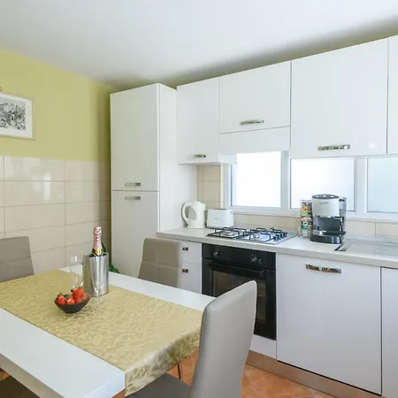 Apartment Rasica *
