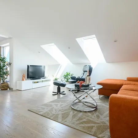 Rasica Apartment *