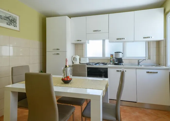 Appartement Rasica *